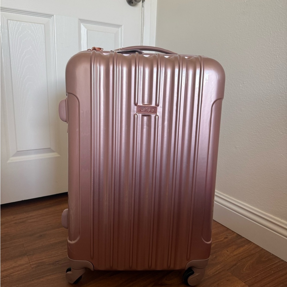 Kensie Rose Gold Hardshell Suitcase 24”